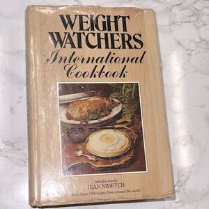 Weight Watchers vintage  International Cookbook